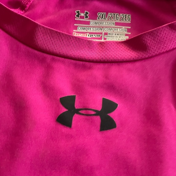 Women sports top - Picture 3 of 5